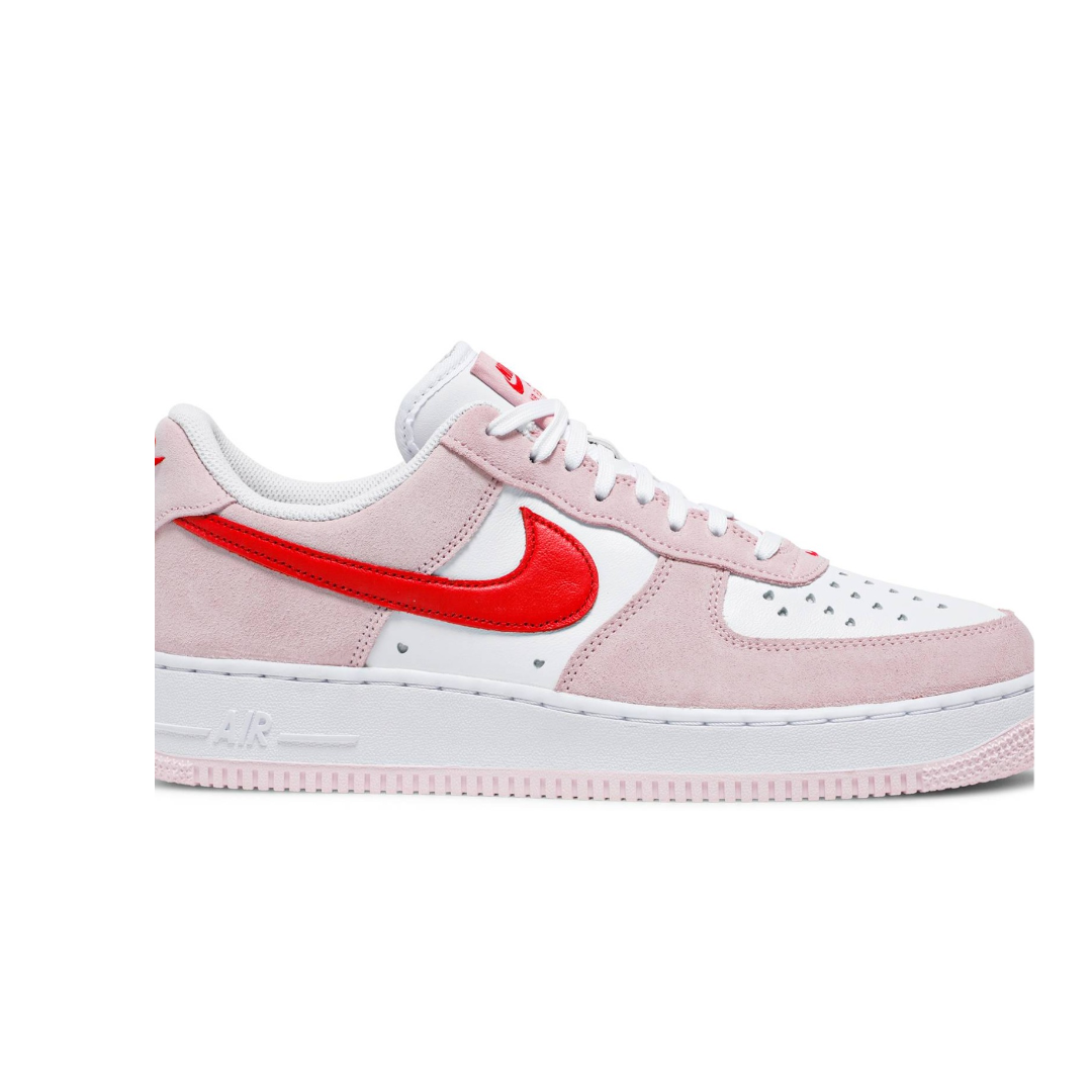 Nike Air Force 1 07 QS Valentine’s Day Love Letter