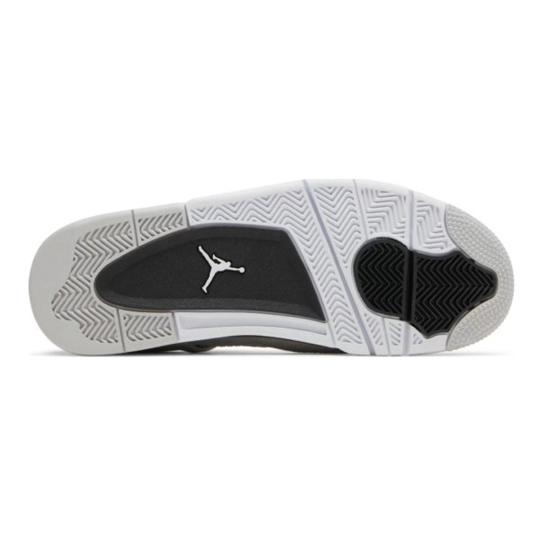 Jordan 4 Retro ‘Military Black’