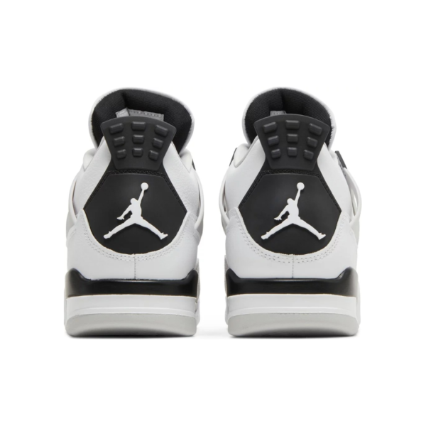 Jordan 4 Retro ‘Military Black’