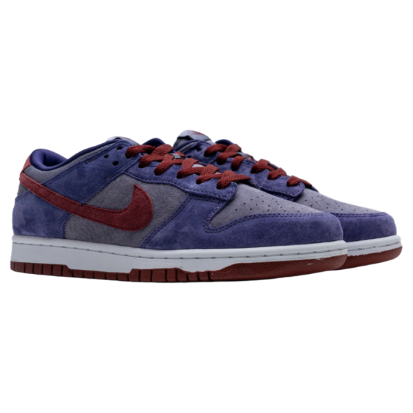 SB Dunk Low Plum