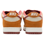 SB Dunk Low Russet Cedar