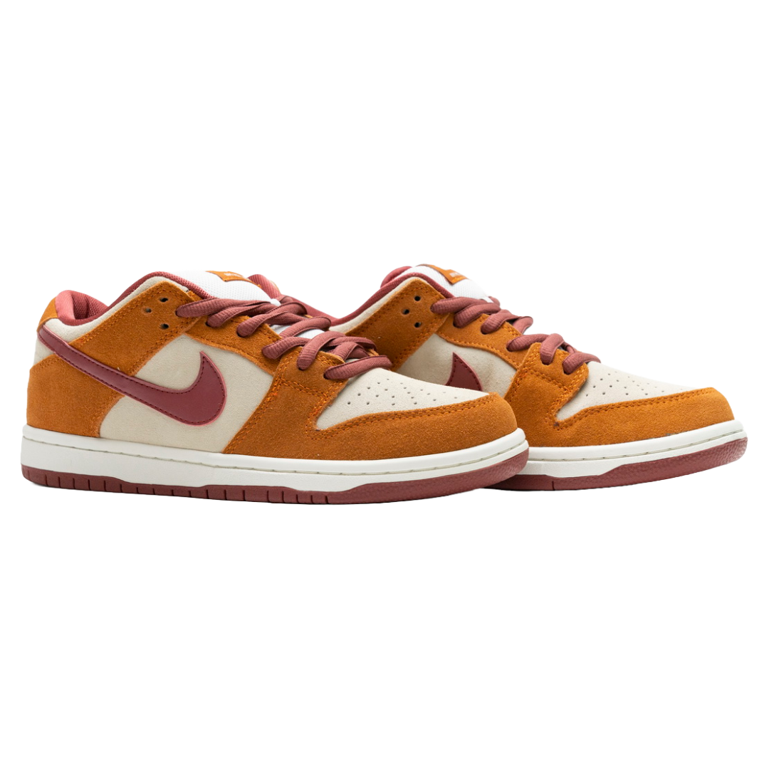 SB Dunk Low Russet Cedar