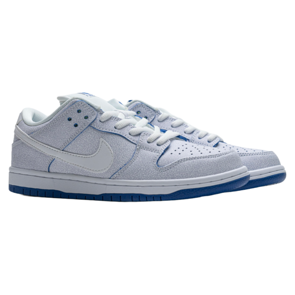 SB Dunk Low Cracked Leather