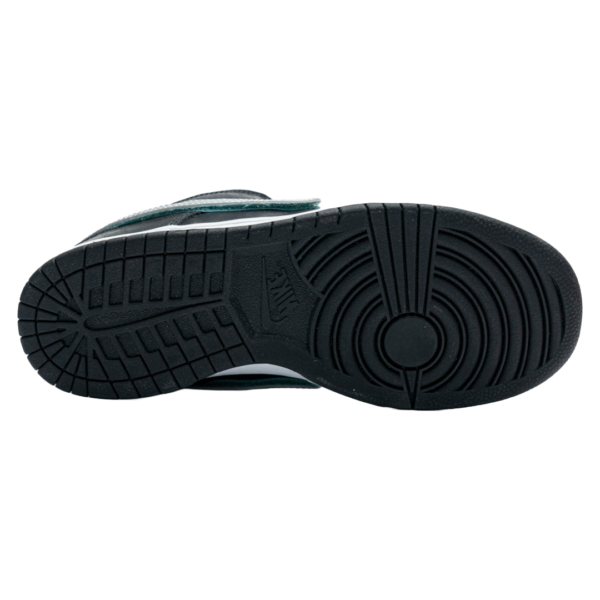 SB Dunk Low Shadow